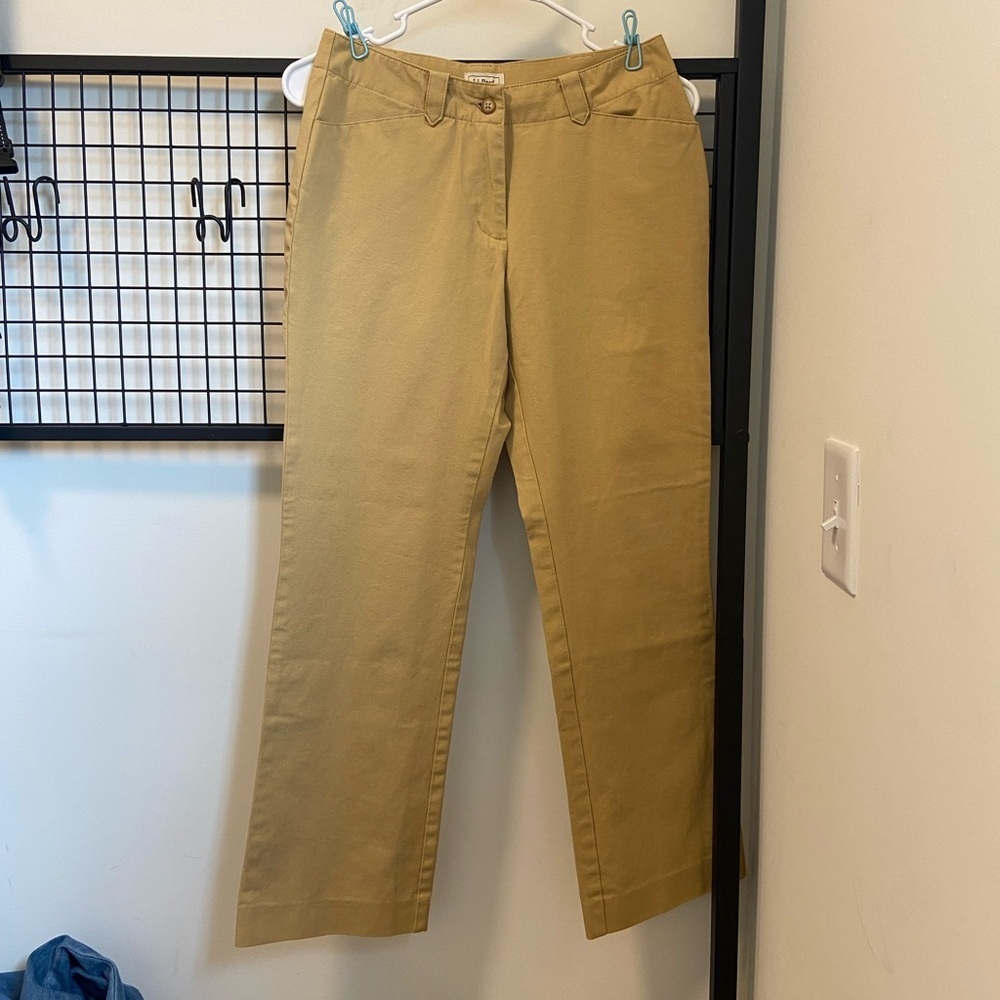 EUC vintage L.L. Bean‎ women’s tan khaki pants — size 4 petite